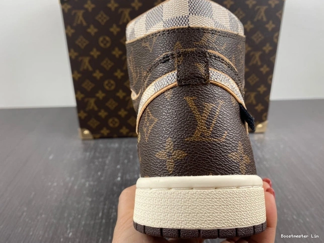 Boostmaster lin LV Air Jordan x 1 OFF-WHITE 0824